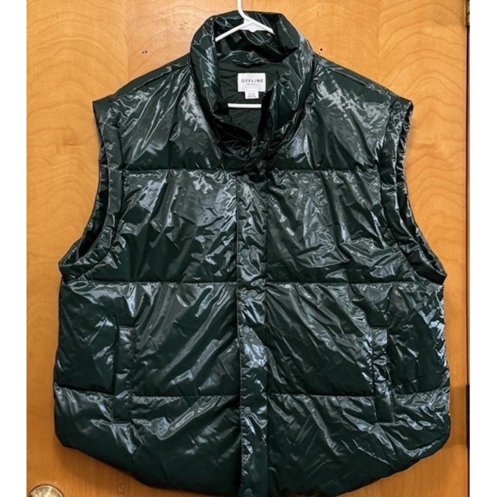 Offline by Aerie Shiny Black Puffer Love Vest Patent Leather Style Size Medium